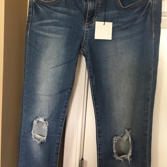 Jeans - Picture 2 of 3